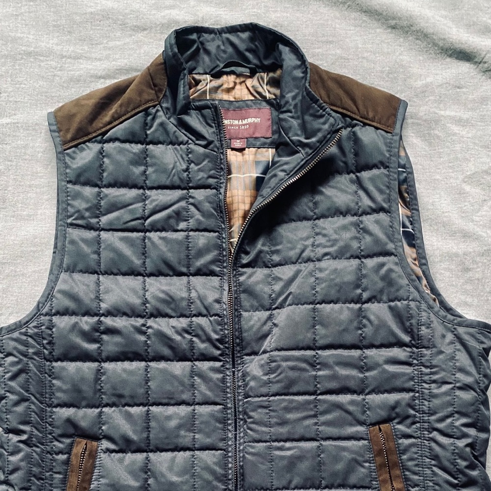 Johnston & Murphy Navy Vest w Brown Suede Trim